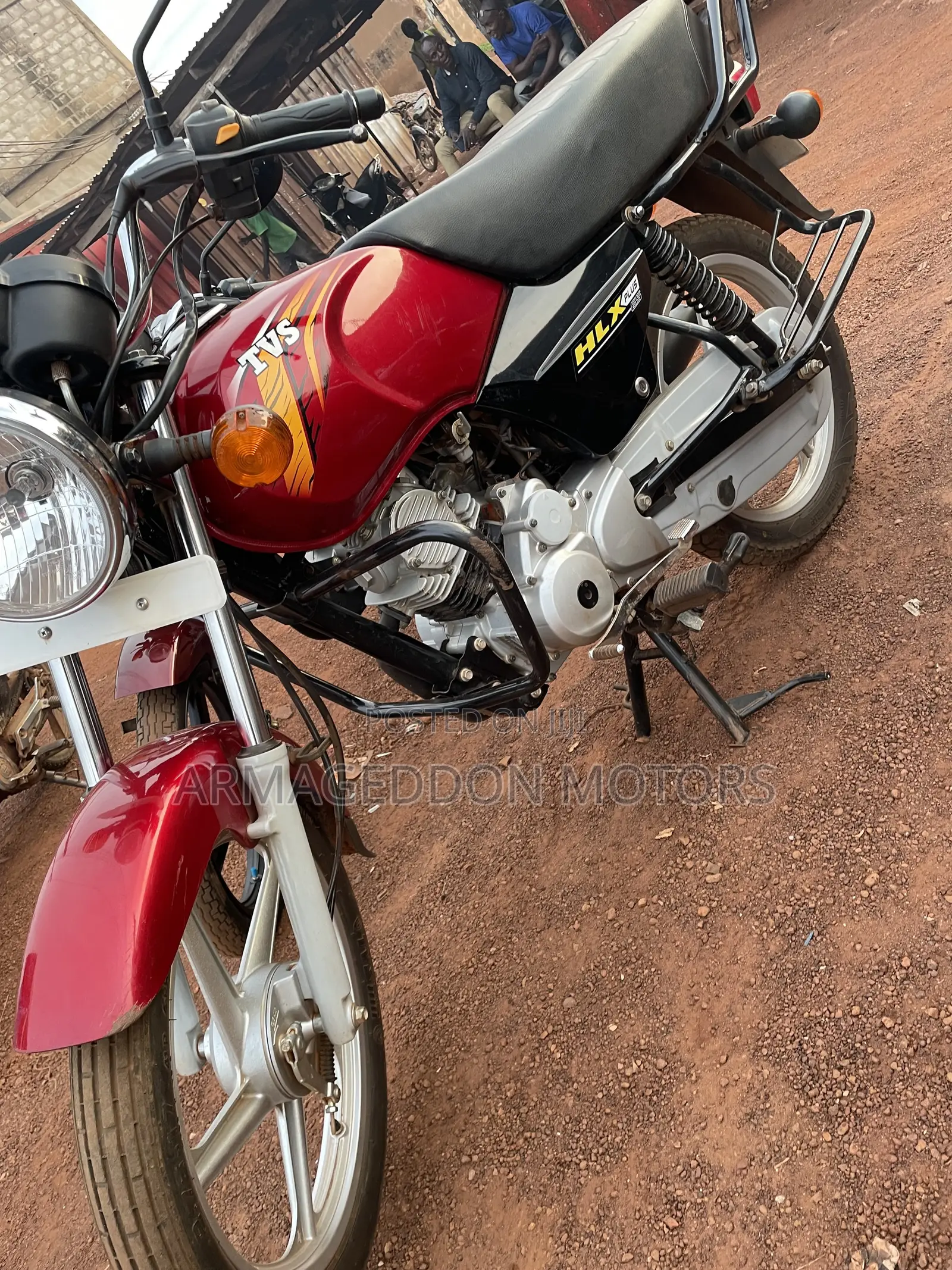 TVS HLX Plus ES 2025 Red