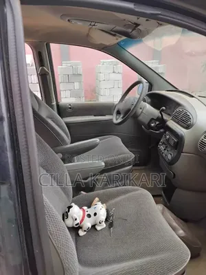Dodge RAM Van 2000 Black