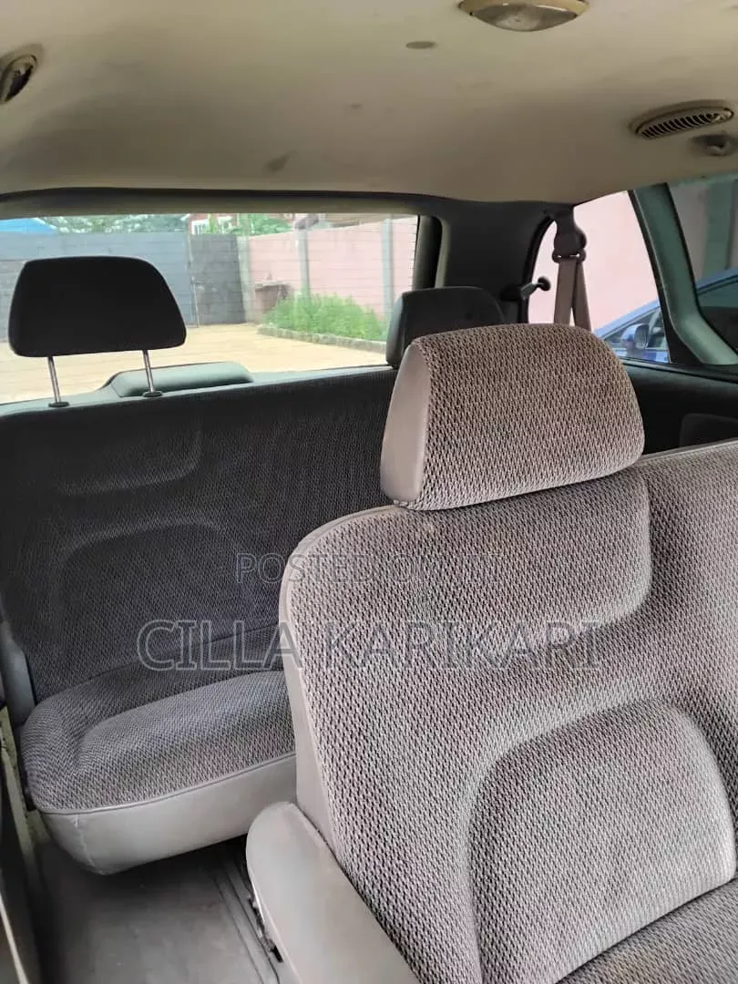 Dodge RAM Van 2000 Black