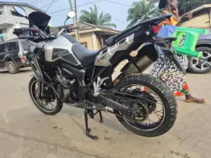 Honda 2020 Gray
