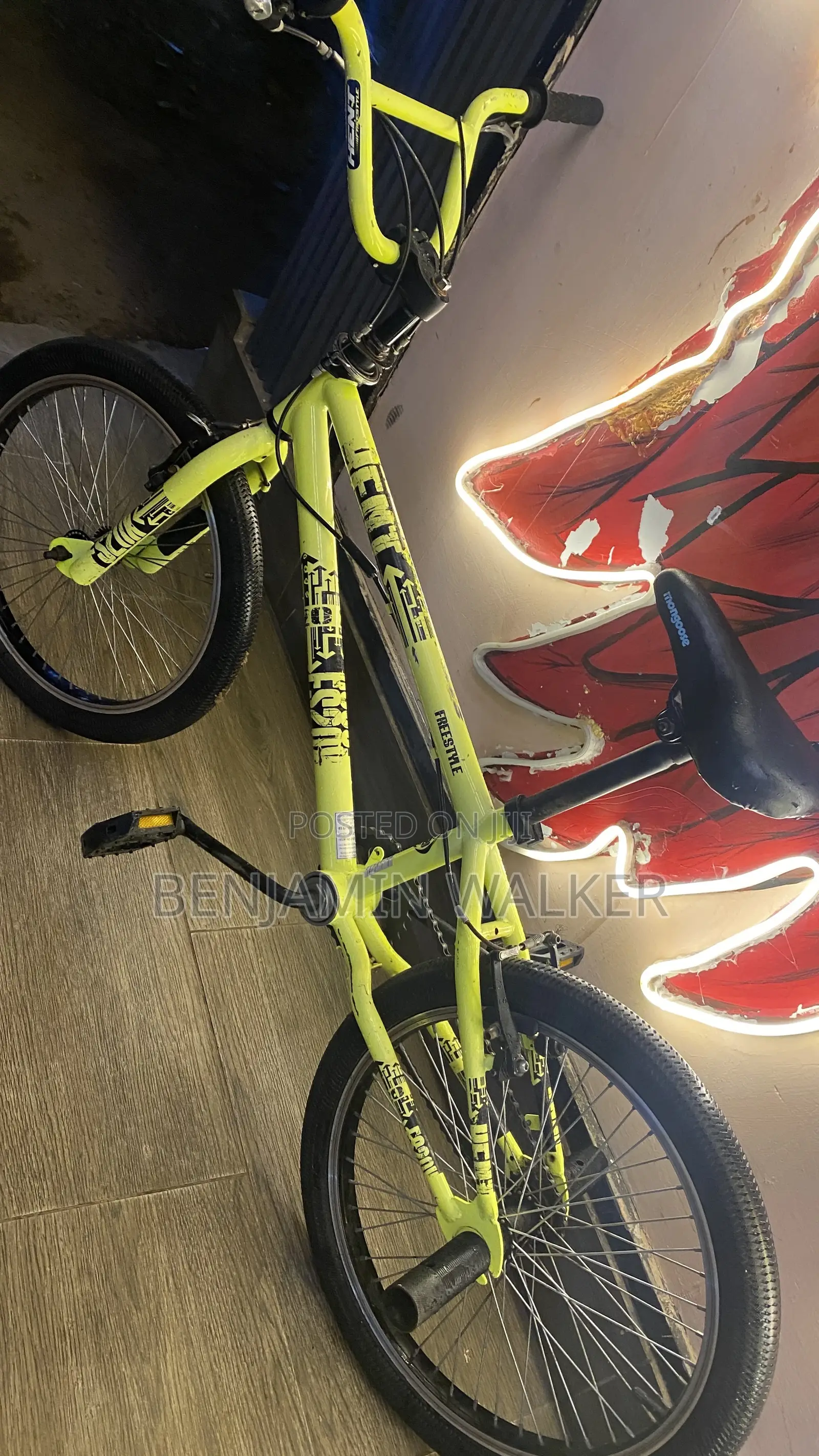 Mongoose Freestyle BMX Beast. 20” - U-Brakes-Gyro,street Park Riding.