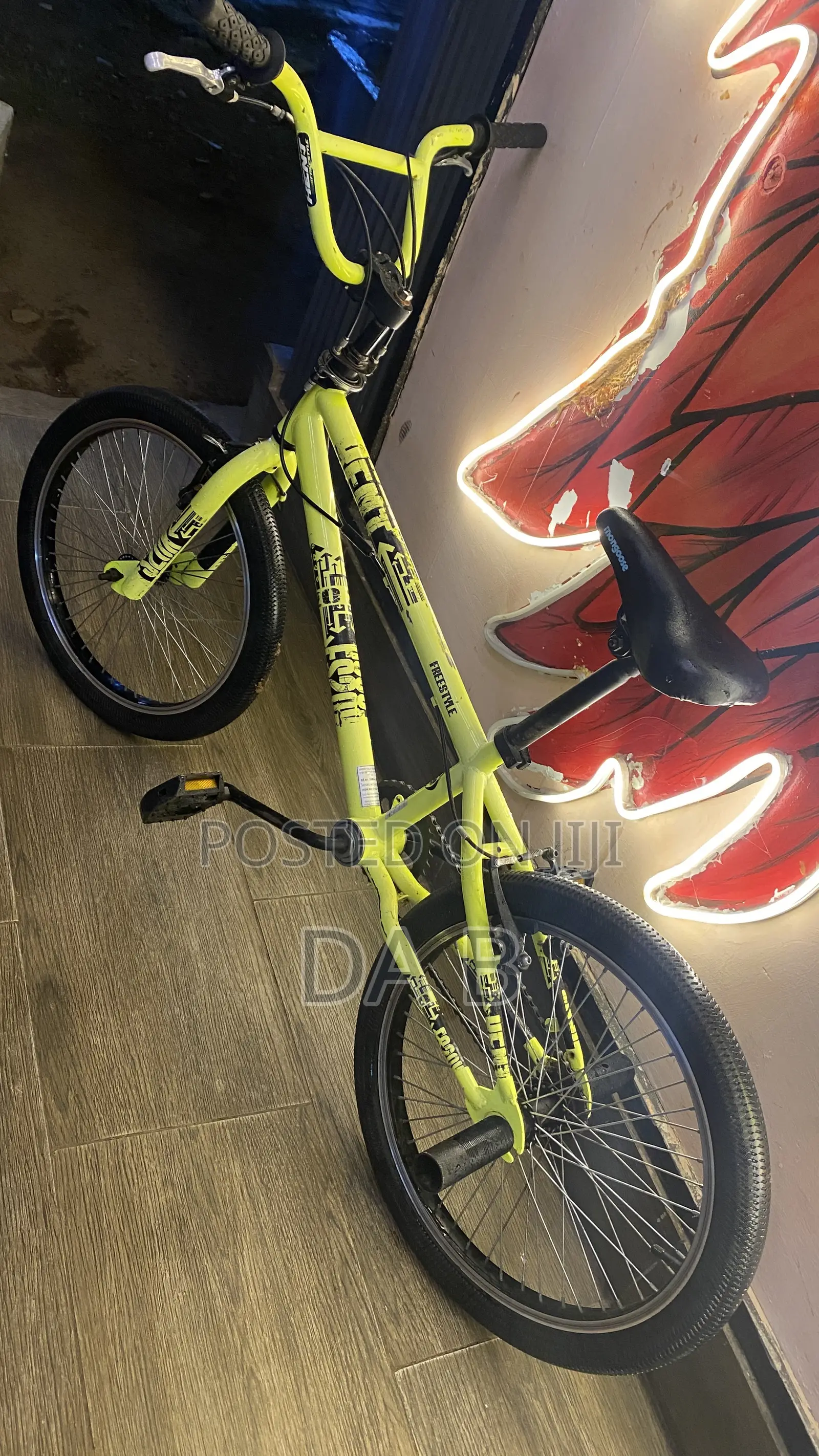 Mongoose Freestyle BMX Beast. 20” - U-Brakes-Gyro,street Park Riding.