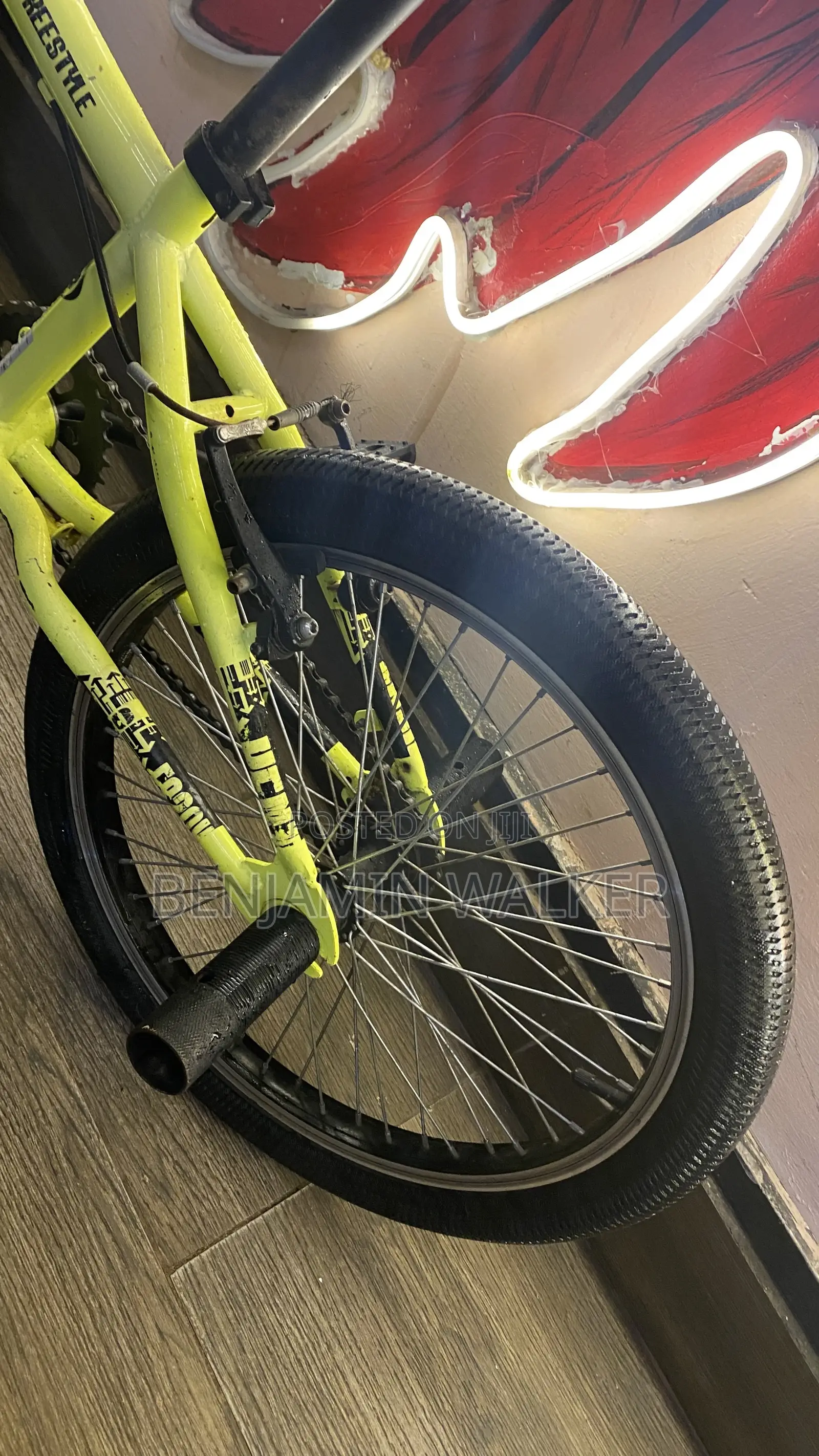 Mongoose Freestyle BMX Beast. 20” - U-Brakes-Gyro,street Park Riding.