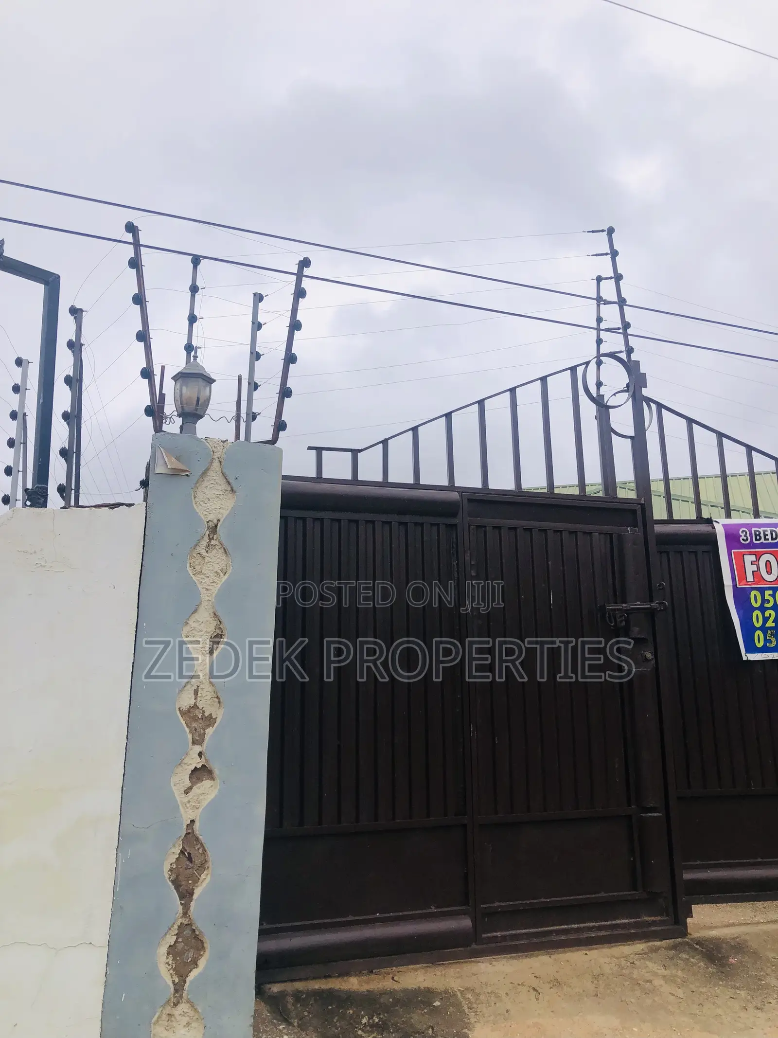 3bdrm House in Kwabenya Acp Road, Ashomang Estate for rent