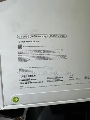New Laptop Apple MacBook Air 2025 M4 16GB Apple M4 SSD 256GB