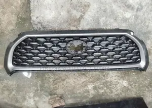 Corolla Cross 2020 Front Grill Grille /Shells 2020 2021 2022 2023 2024