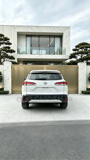 Toyota Corolla Cross 2025 White