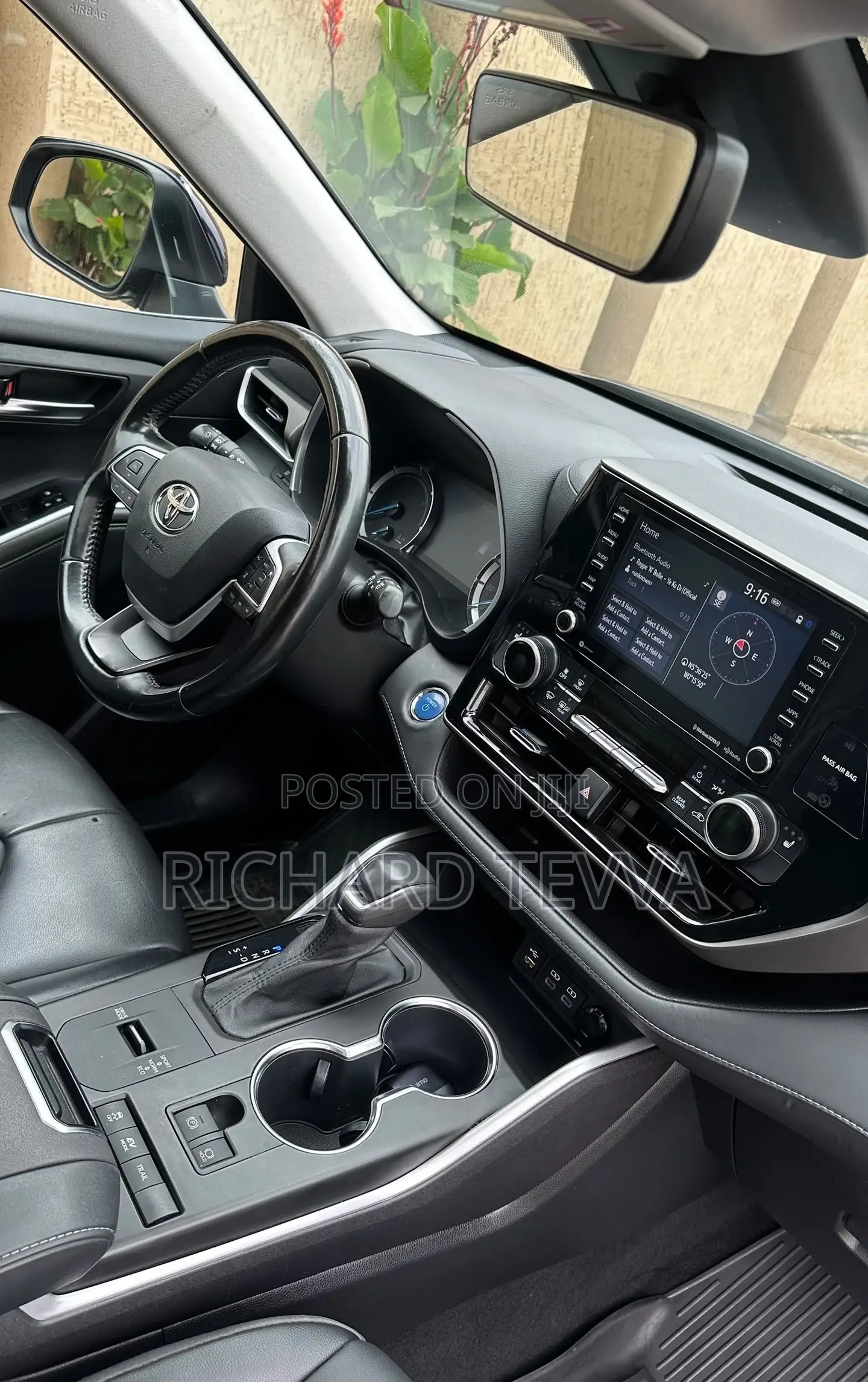 Toyota Highlander Hybrid 2022 Blue