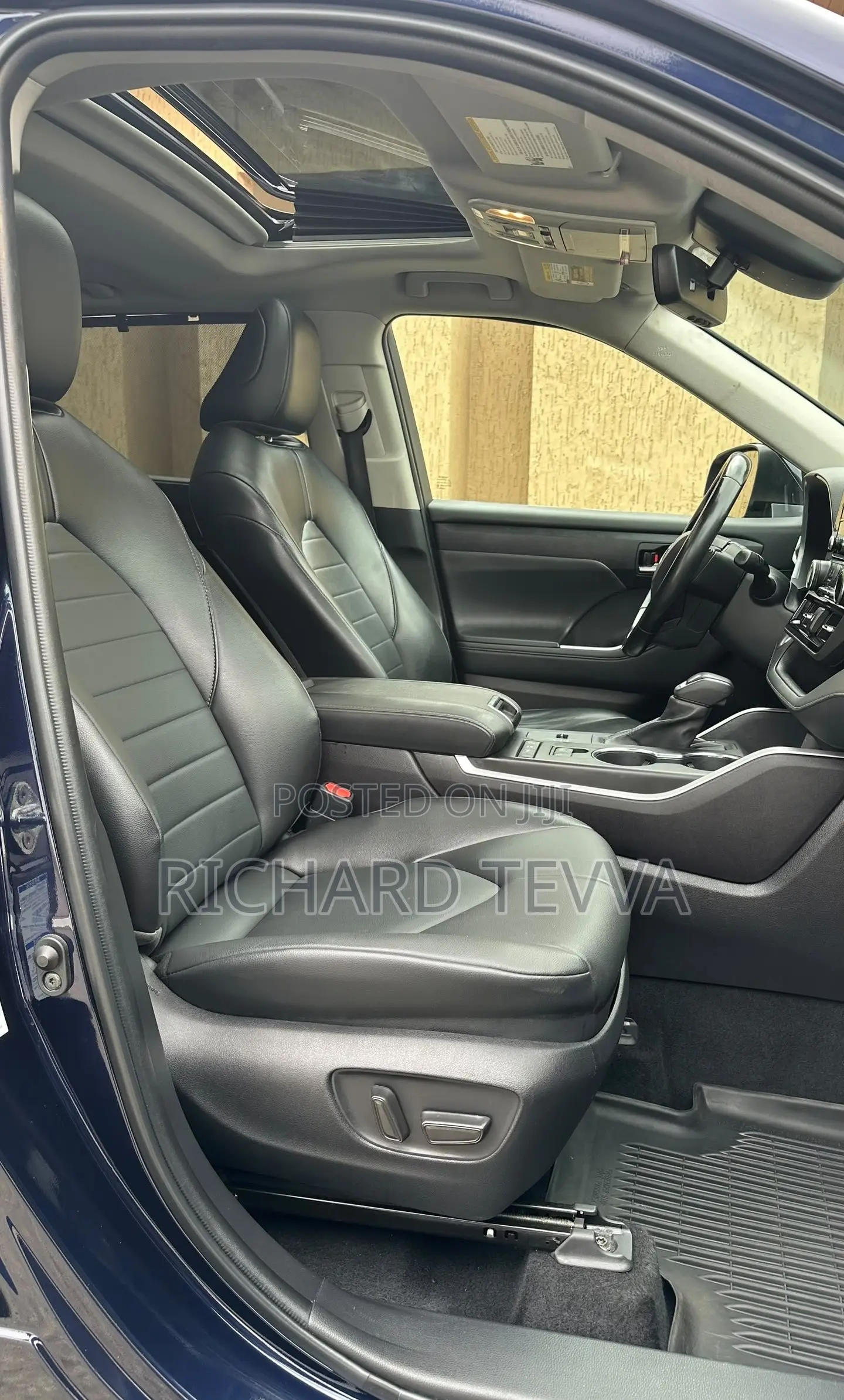 Toyota Highlander Hybrid 2022 Blue