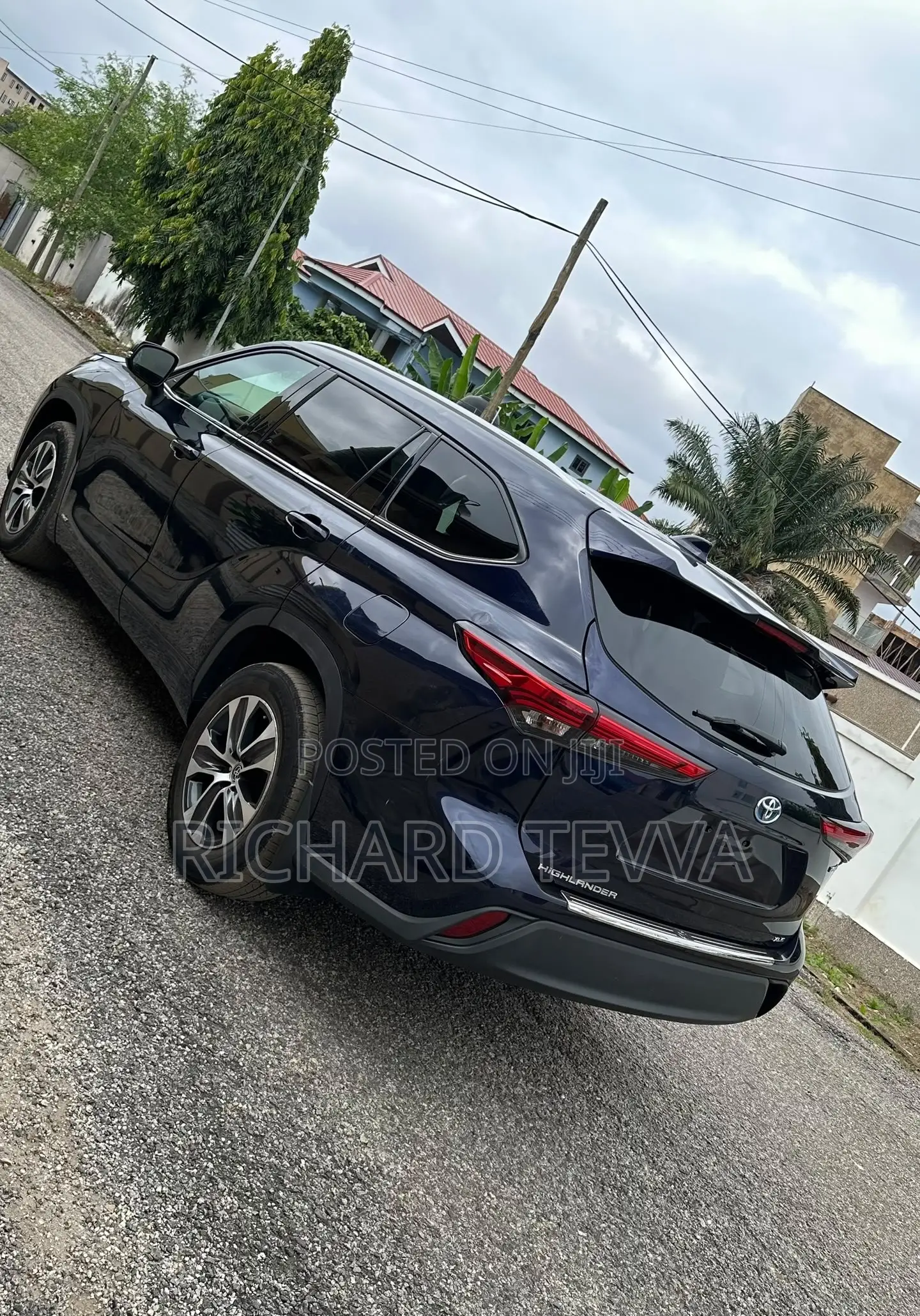 Toyota Highlander Hybrid 2022 Blue