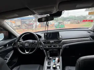 Honda Accord 2019 Red