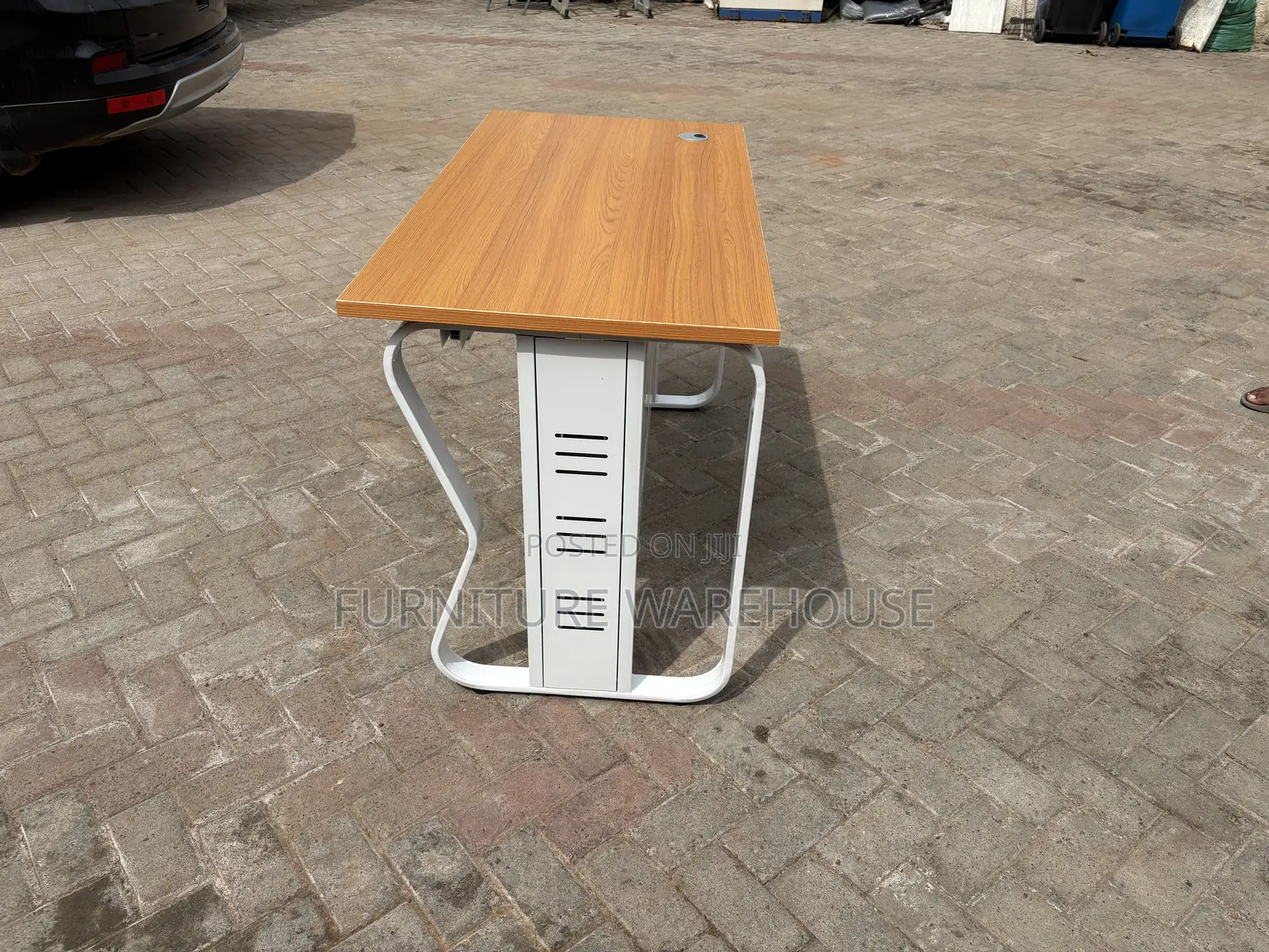 Modern Study Table (1.2m )