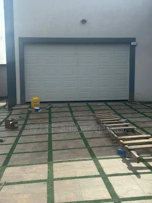 Automatic Garage With Smart Motor