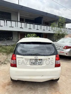 Kia Morning 2010 Off white