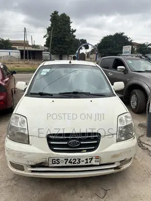 Kia Morning 2010 Off white