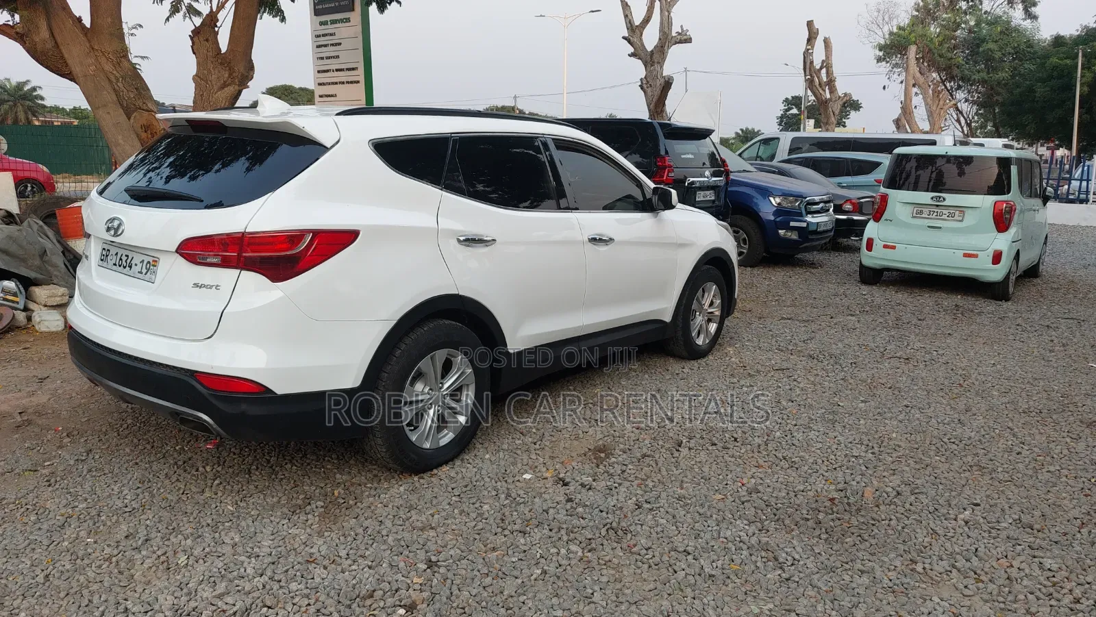 Rent a Car- Hyundai Santa Fe