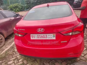 Hyundai Elantra 2014 Red