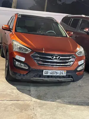Hyundai Santa Fe Limited 4dr SUV (3.3L 6cyl 6A) 2015 Gold