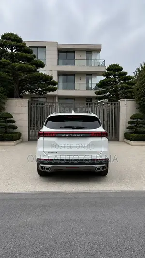 Jetour X70 Plus 2021 White