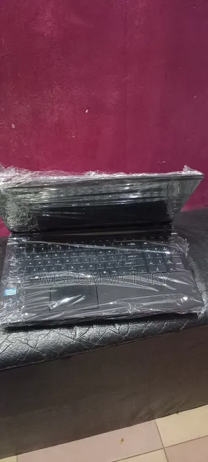 New Laptop Toshiba Satellite BE45 6GB Intel Core i5 HDD 320GB