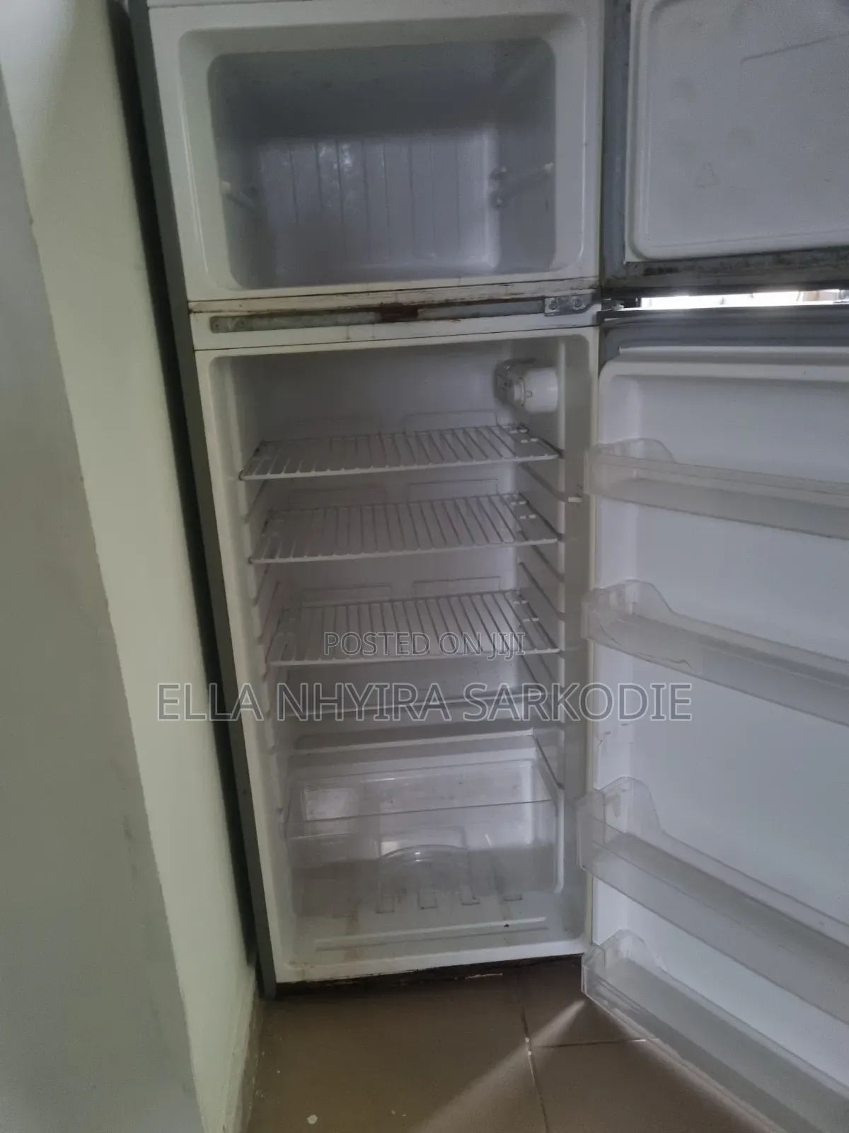 212 Litres Double Door Refrigerator for Sale
