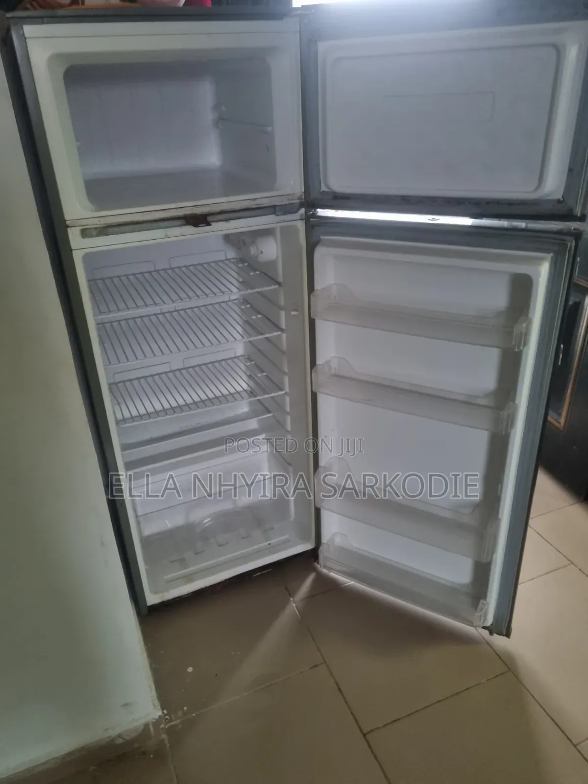 212 Litres Double Door Refrigerator for Sale