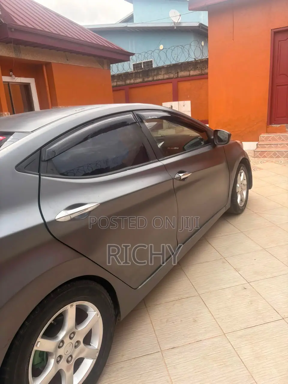 Hyundai Elantra GLS Automatic 2012 Gray