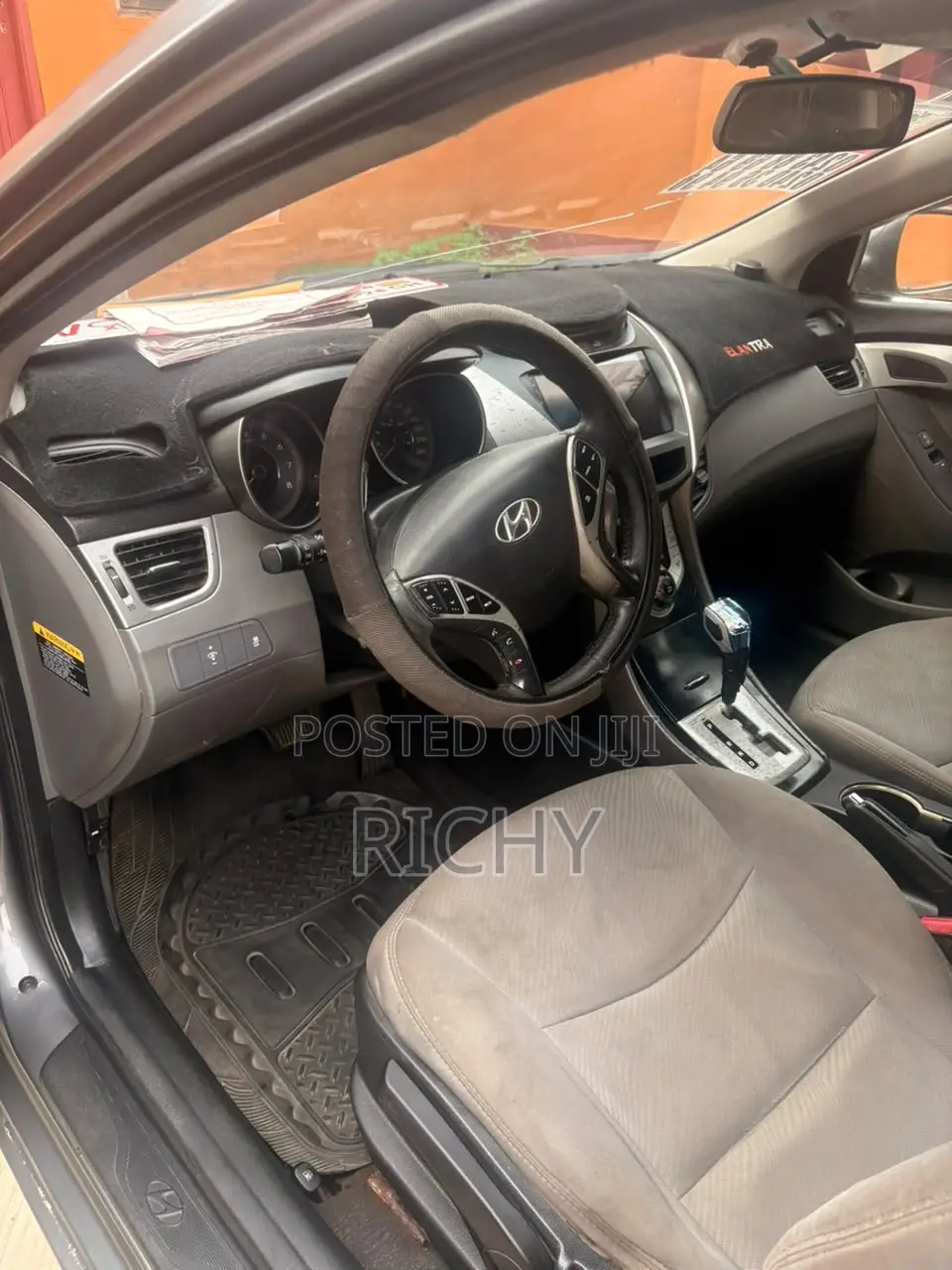 Hyundai Elantra GLS Automatic 2012 Gray