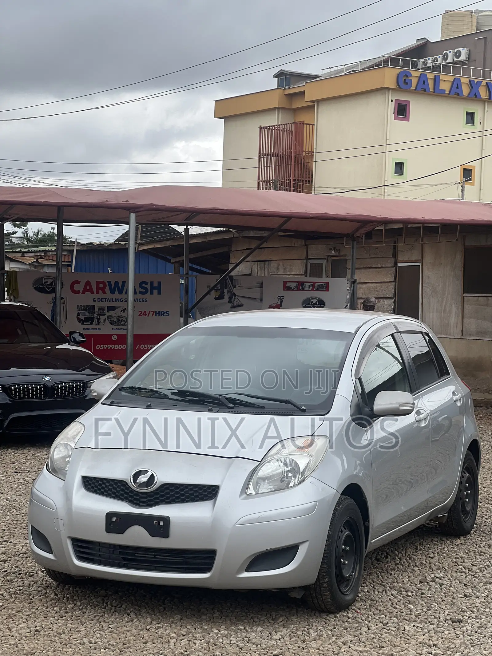 Toyota Vitz 1.3 FWD 3dr 2010 Silver