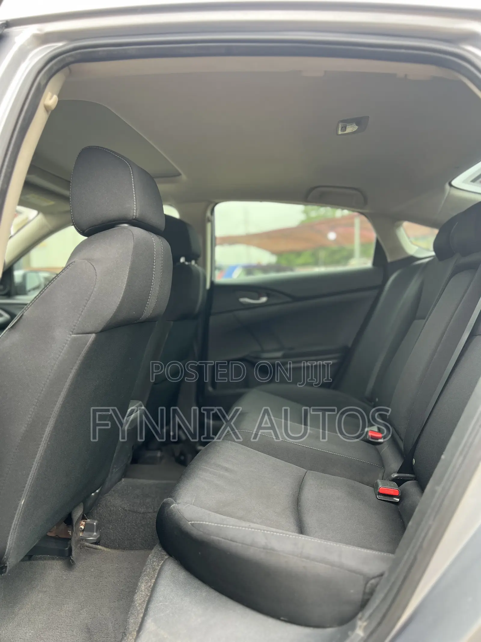 Honda Civic EX Sedan 2019 Silver
