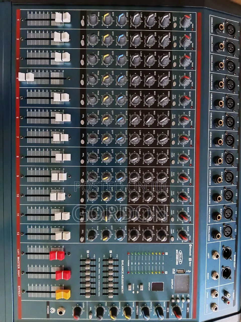 Power Mixer 1208D