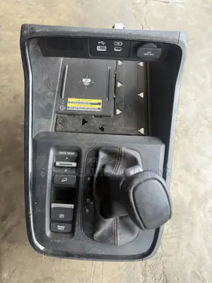 2022-2024 Honda Civic I-MMD Sport Mk11 Wireless Phone Charger Station