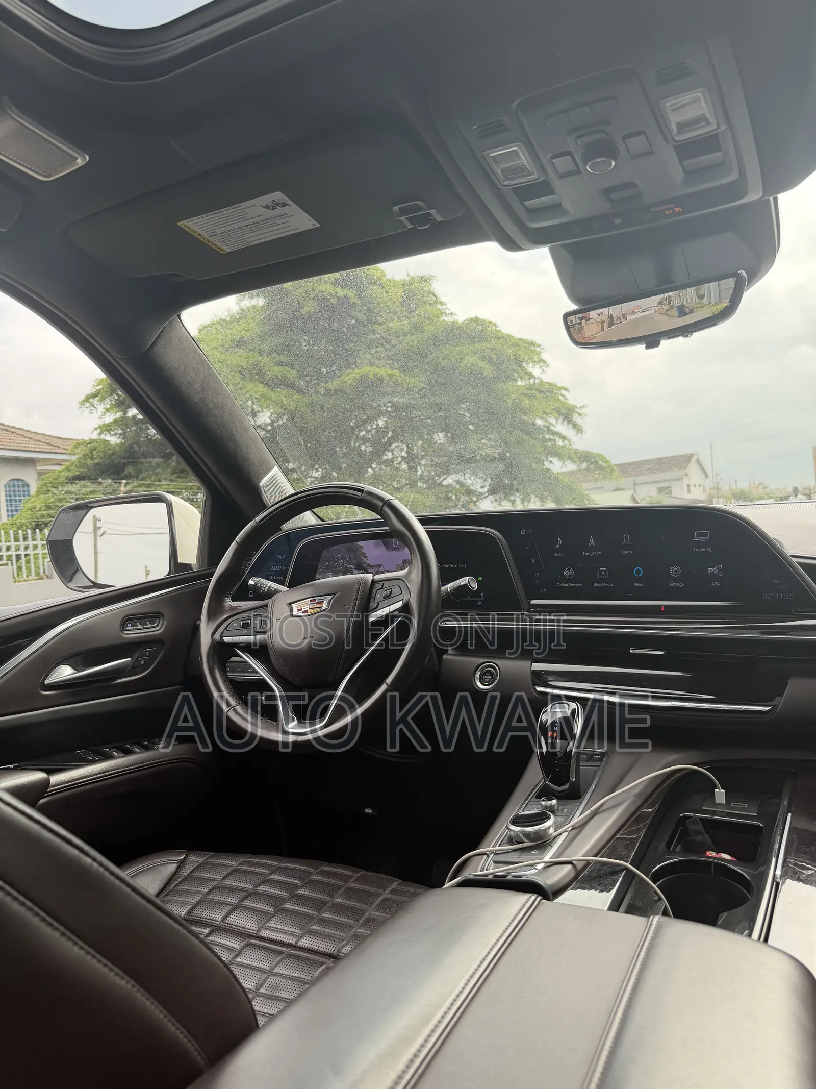 Cadillac Escalade Premium Luxury 4WD 2023 White