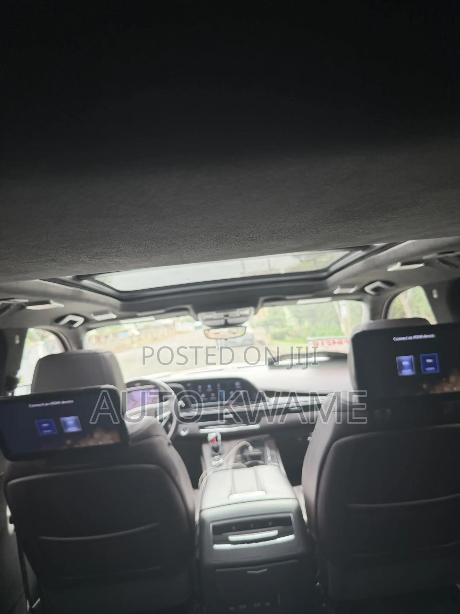 Cadillac Escalade Premium Luxury 4WD 2023 White