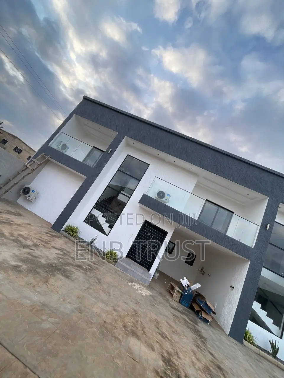 3bdrm Apartment in Pokuase for rent