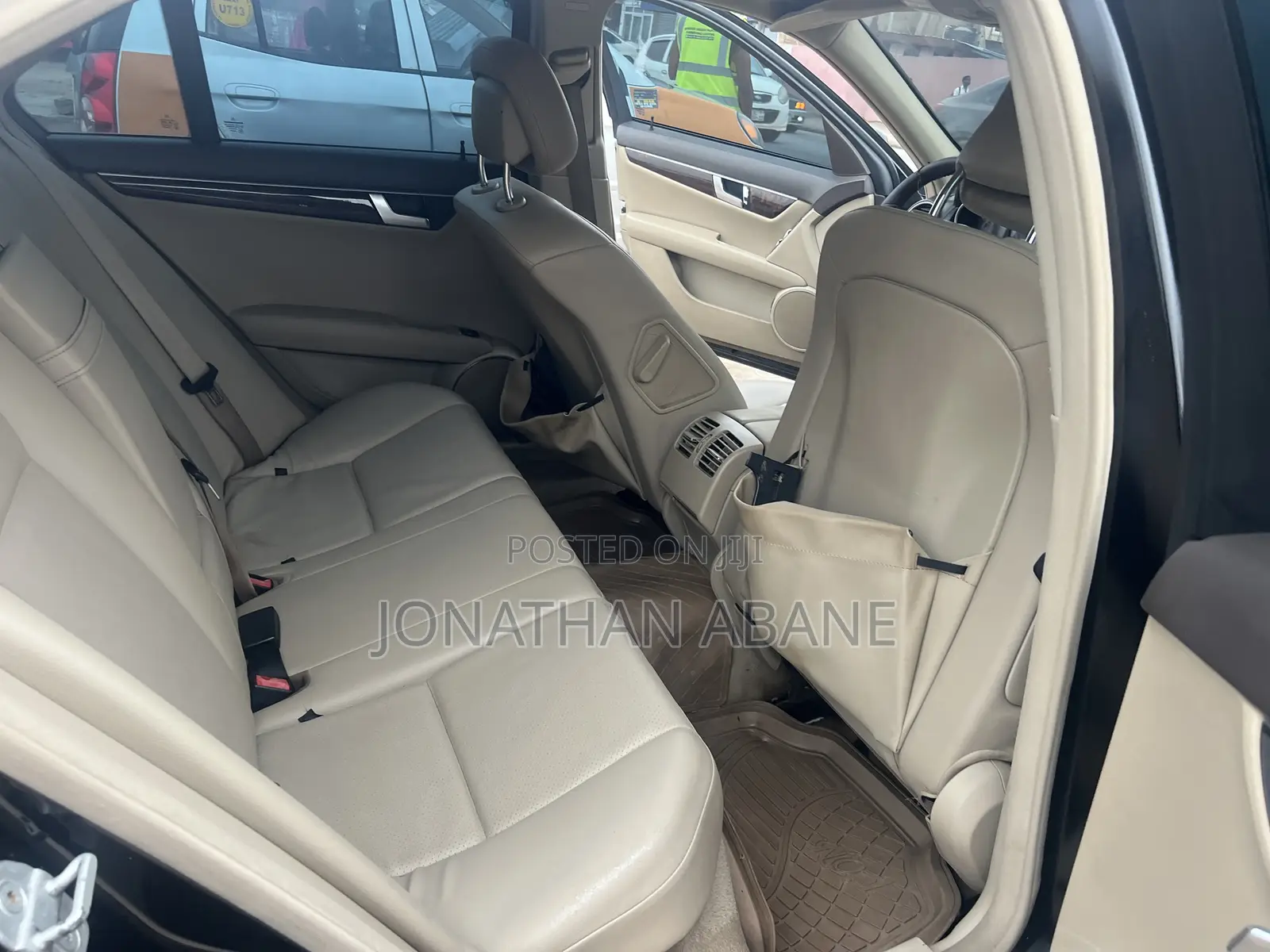 Mercedes-Benz C250 2012 Black