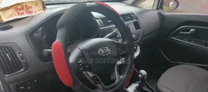 Kia Rio LX 4dr Hatchback (1.6L 4cyl 6A) 2013 White