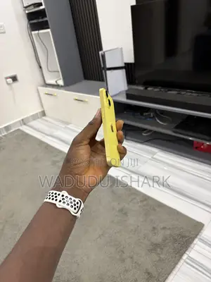 Apple iPhone 14 128 GB Yellow