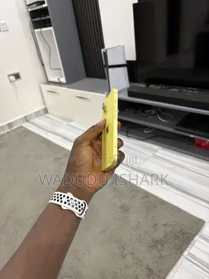 Apple iPhone 14 128 GB Yellow