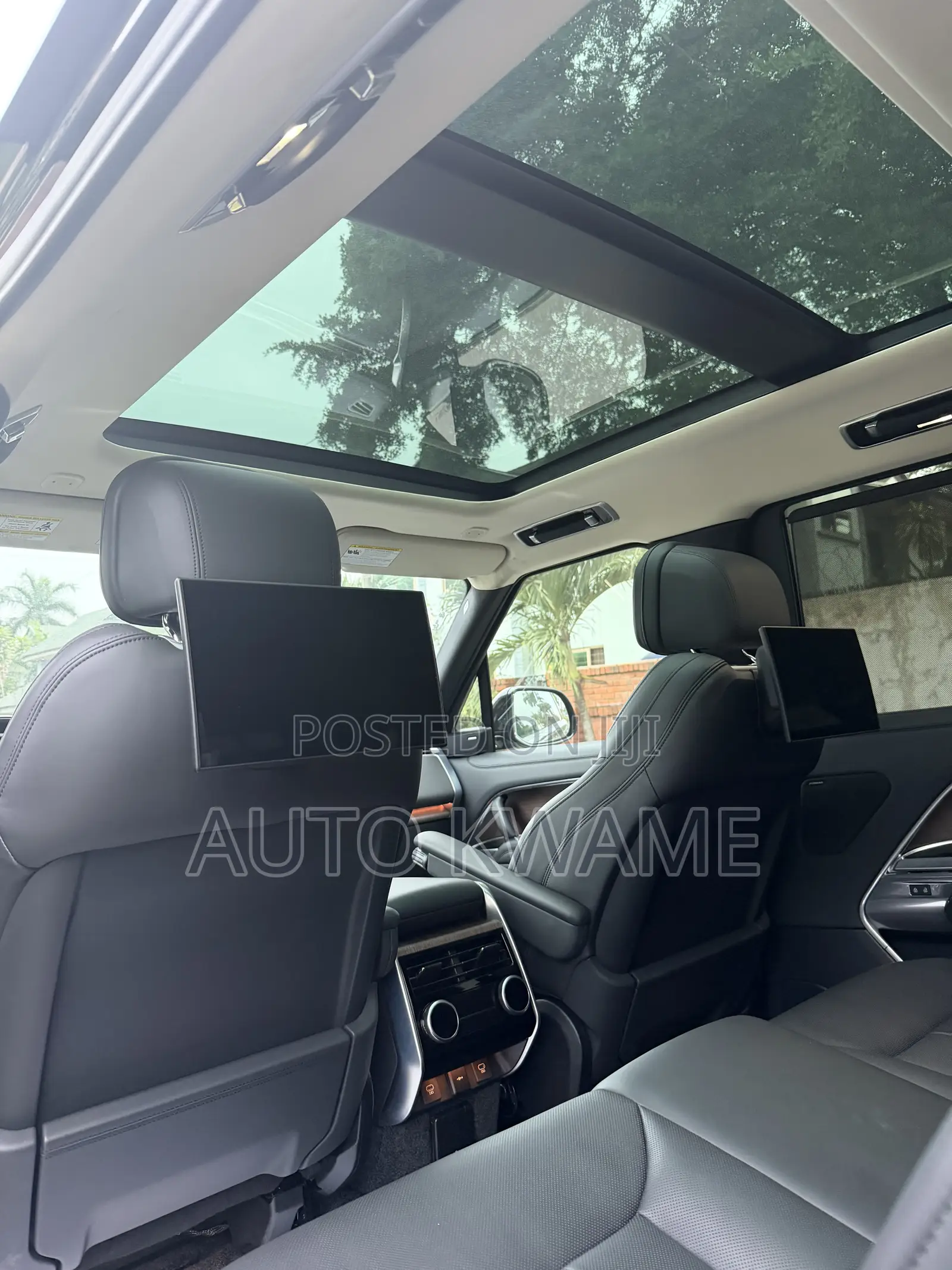 Land Rover Range Rover Vogue 2025 Black