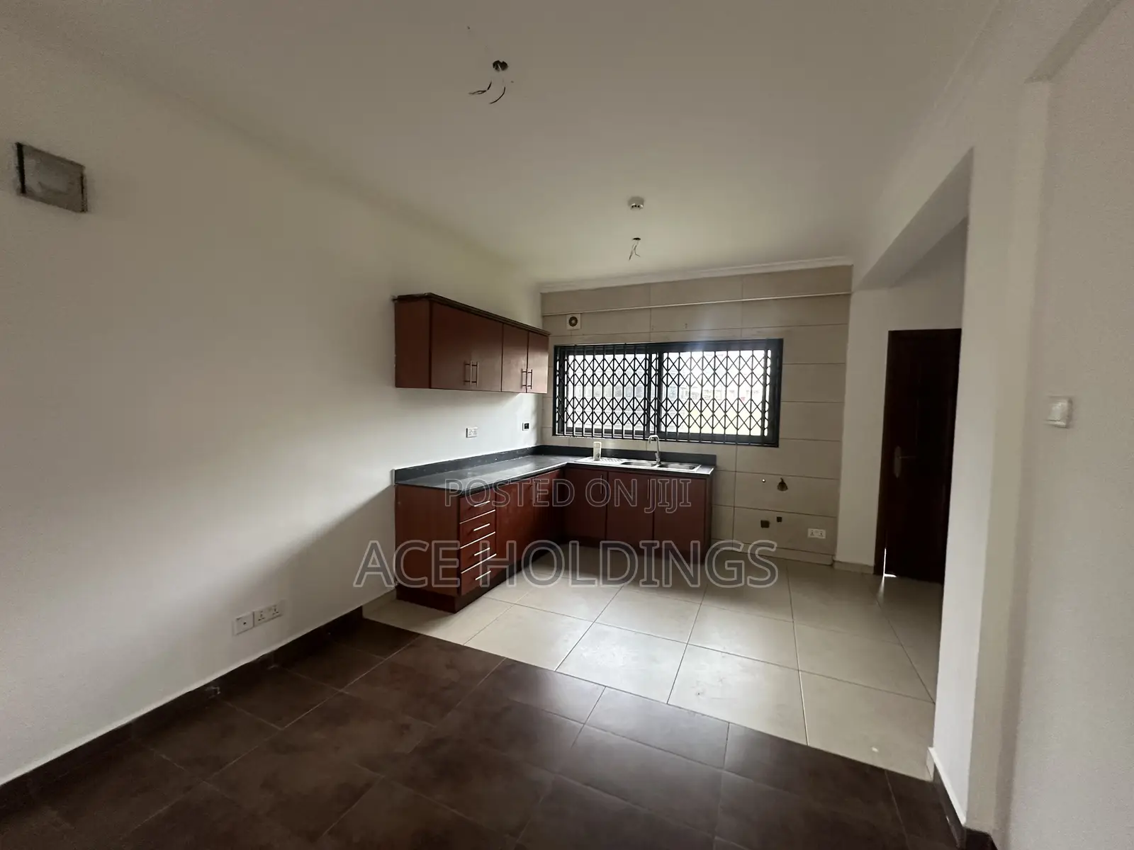 2bdrm Apartment in Nmai Dzorn, School Junction for rent