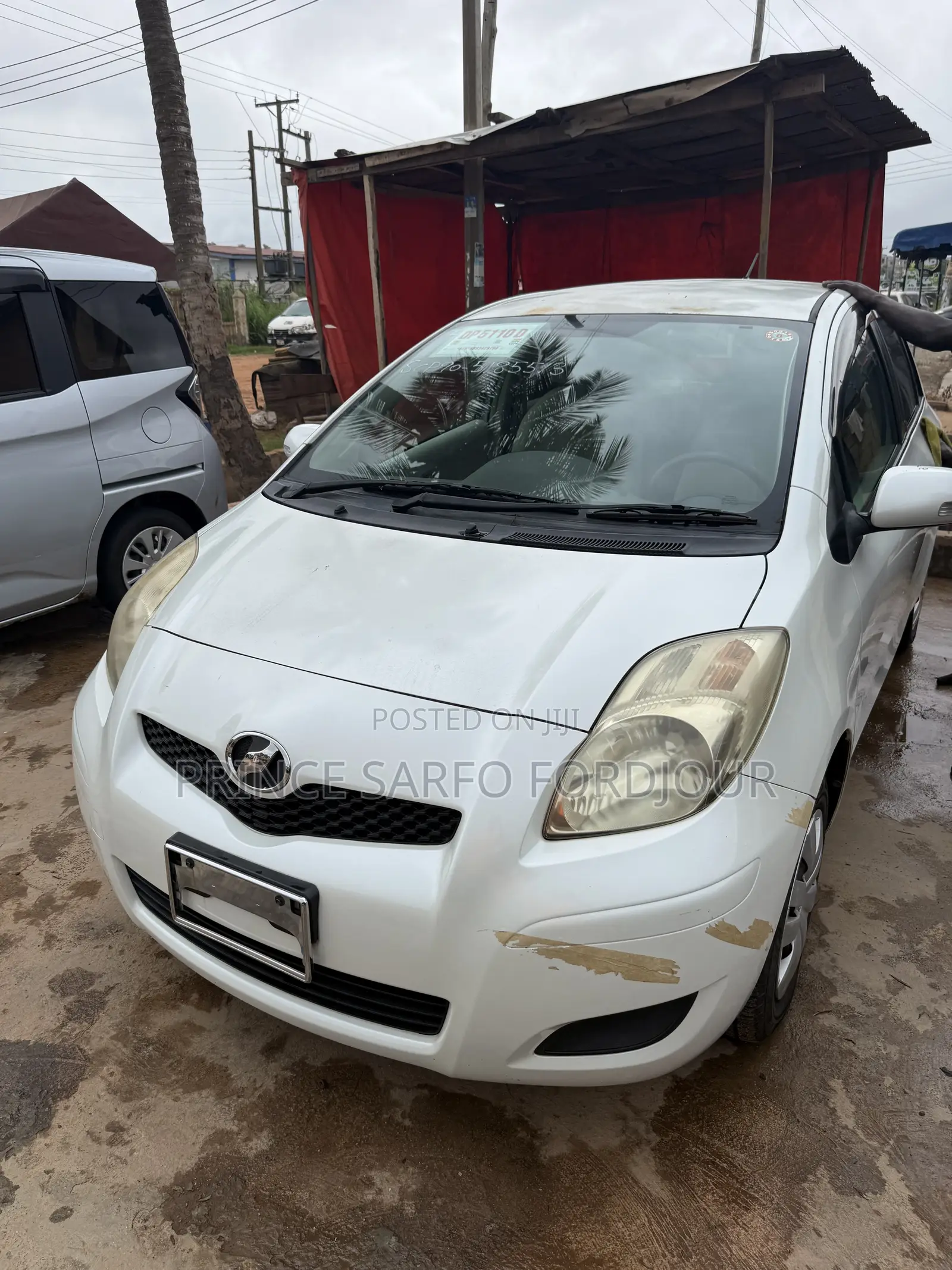 Toyota Vitz 2010 White