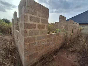 4bdrm House in Abuabugya New Site, Kwabre for Sale