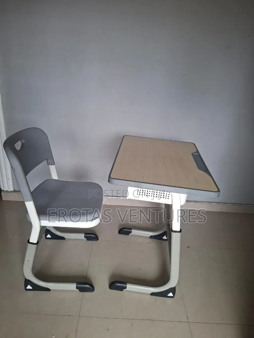 Student Table and Chair