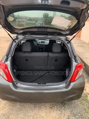 Toyota Vitz 2013 Gray