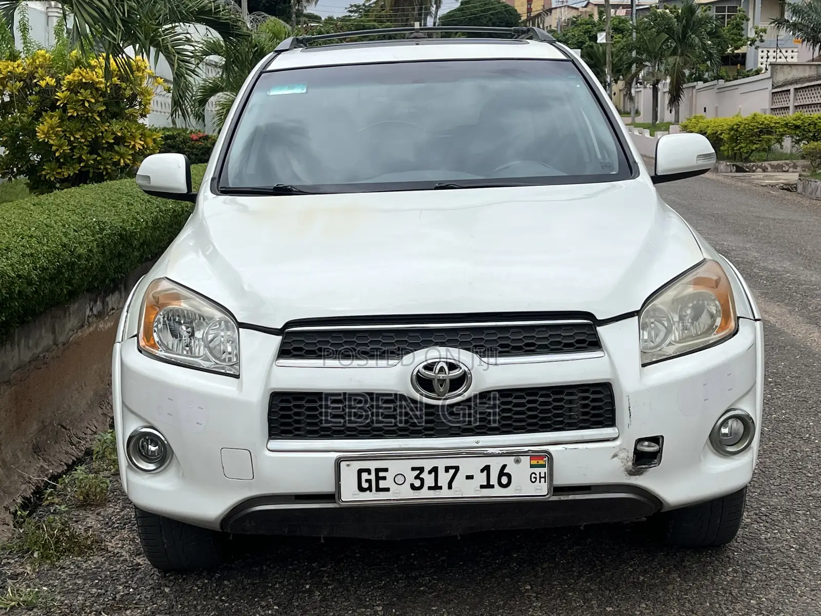 Toyota RAV4 2.5 Limited 2010 White