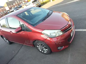 Toyota Yaris 2014 Brown