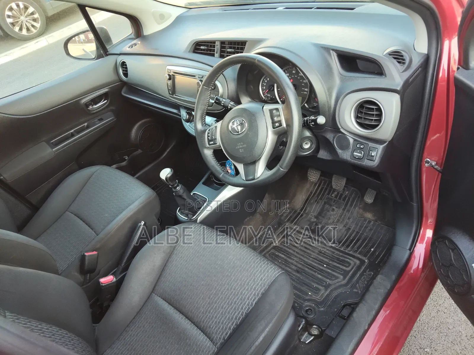 Toyota Yaris 2014 Brown