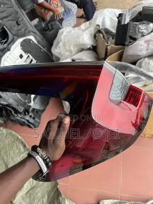Honda CRV 2020 to 2022 Tail Light.
