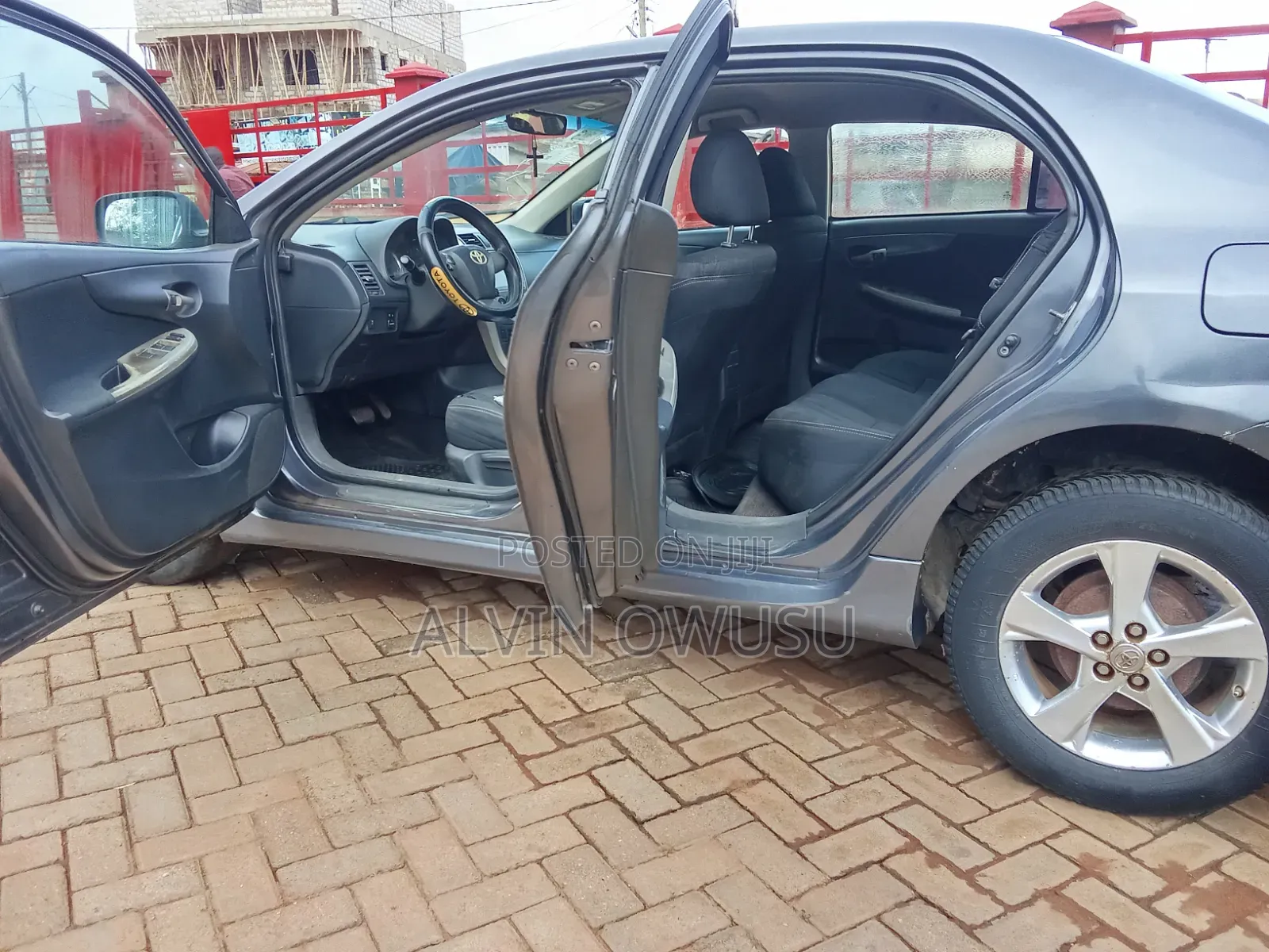 Toyota Corolla S 4dr Sedan (1.8L 4cyl 4A) 2013 Gray